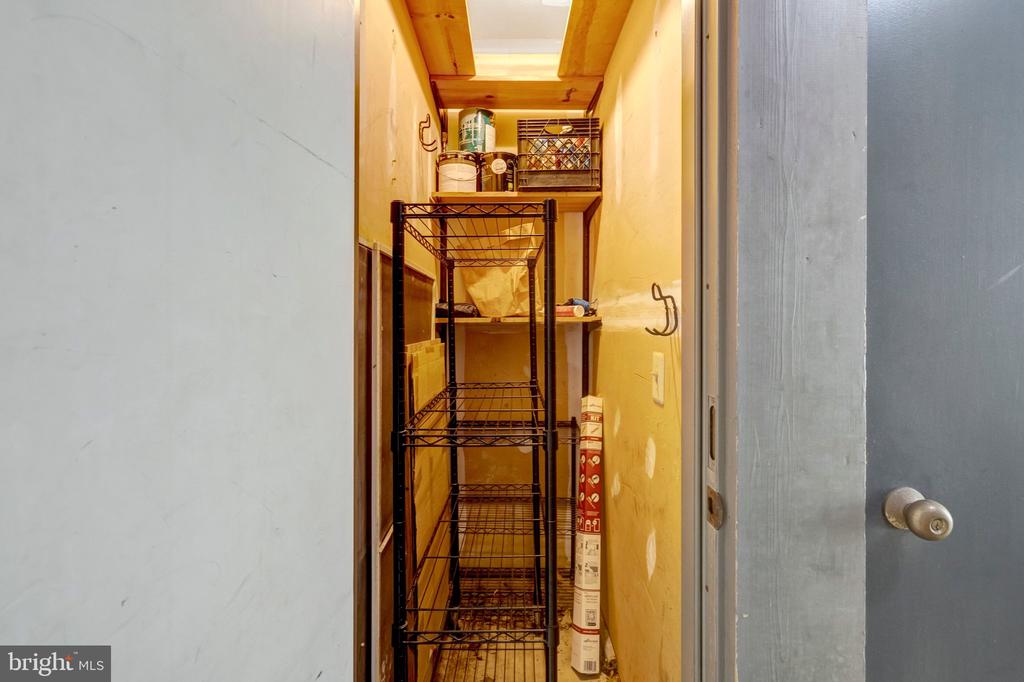 5632 WILLOUGHBY NEWTON DRIVE Unit: 13