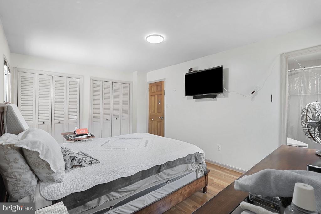 8418 STONE GATE DRIVE