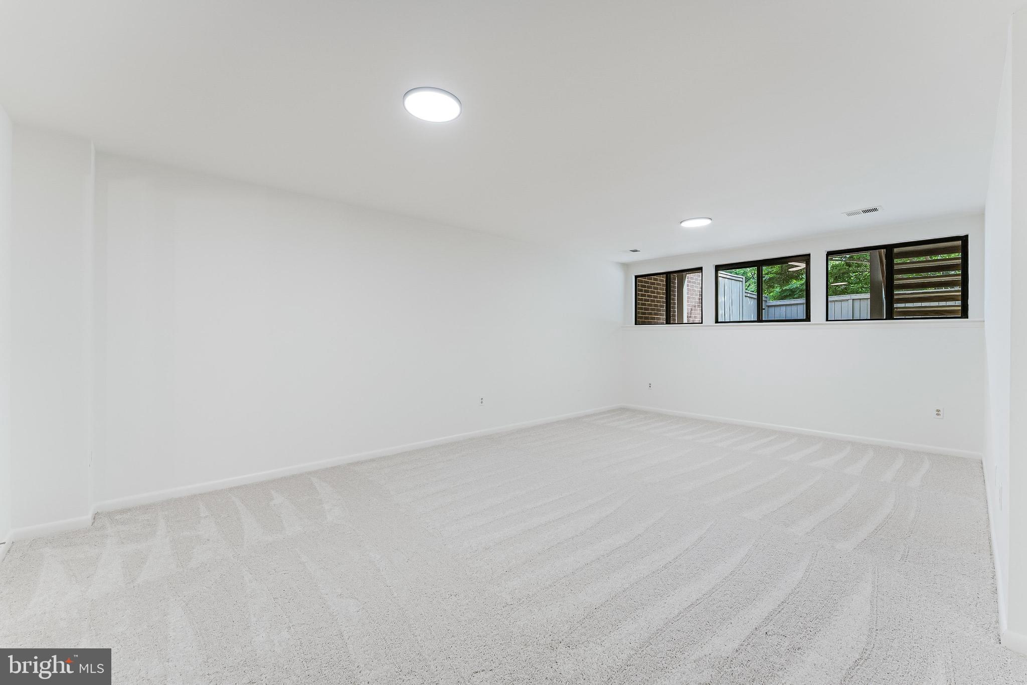 12023 INSHA COURT