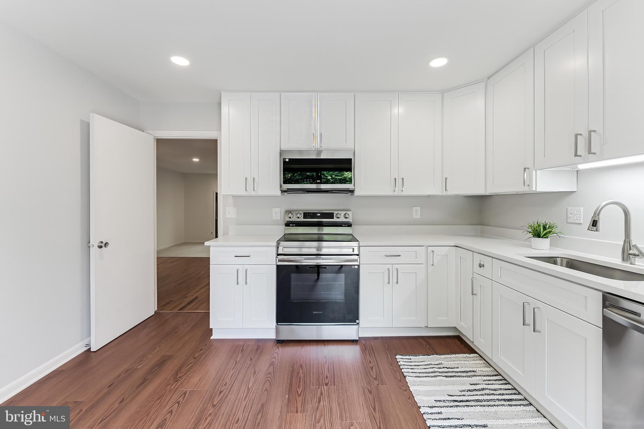 12023 INSHA COURT