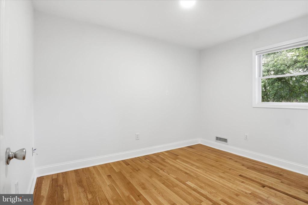 1812 OLNEY ROAD