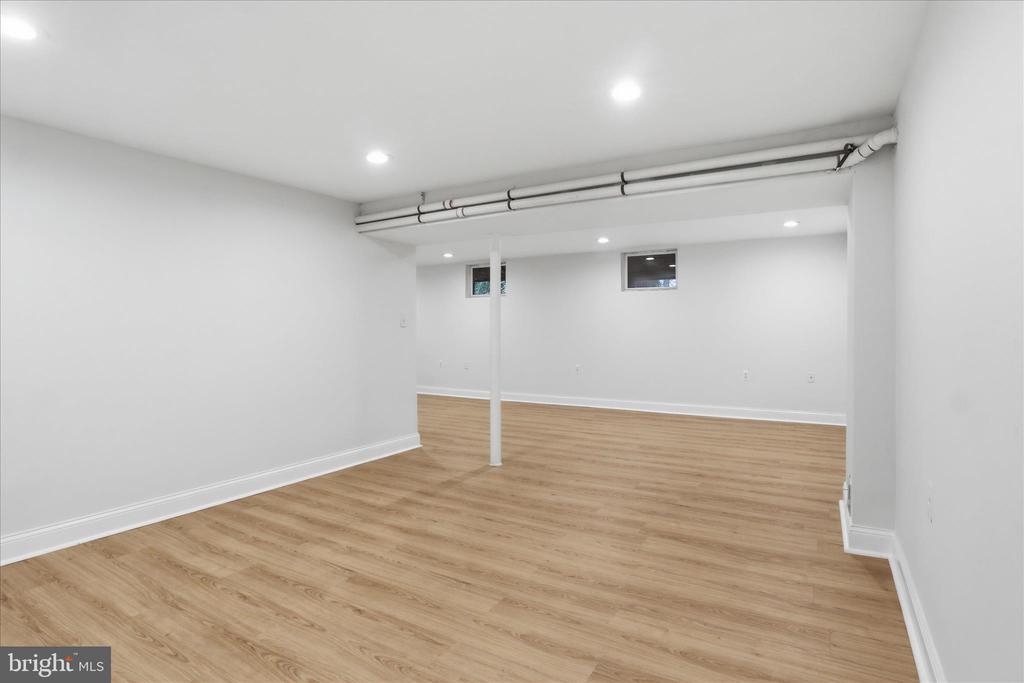 1812 OLNEY ROAD
