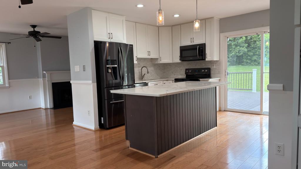 4217 KINCAID COURT