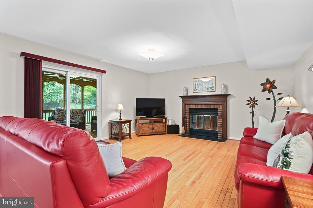 3013 DOWER HOUSE DRIVE
