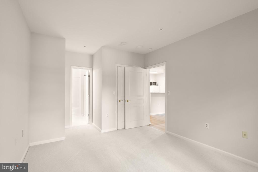 12919 ALTON SQUARE 101