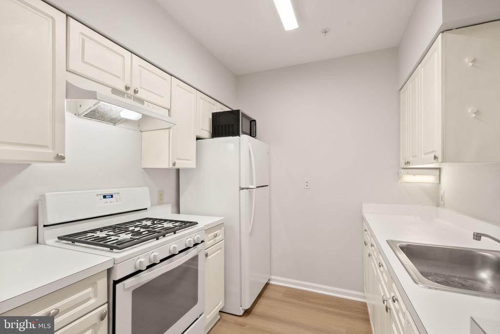 12919 ALTON SQUARE 101