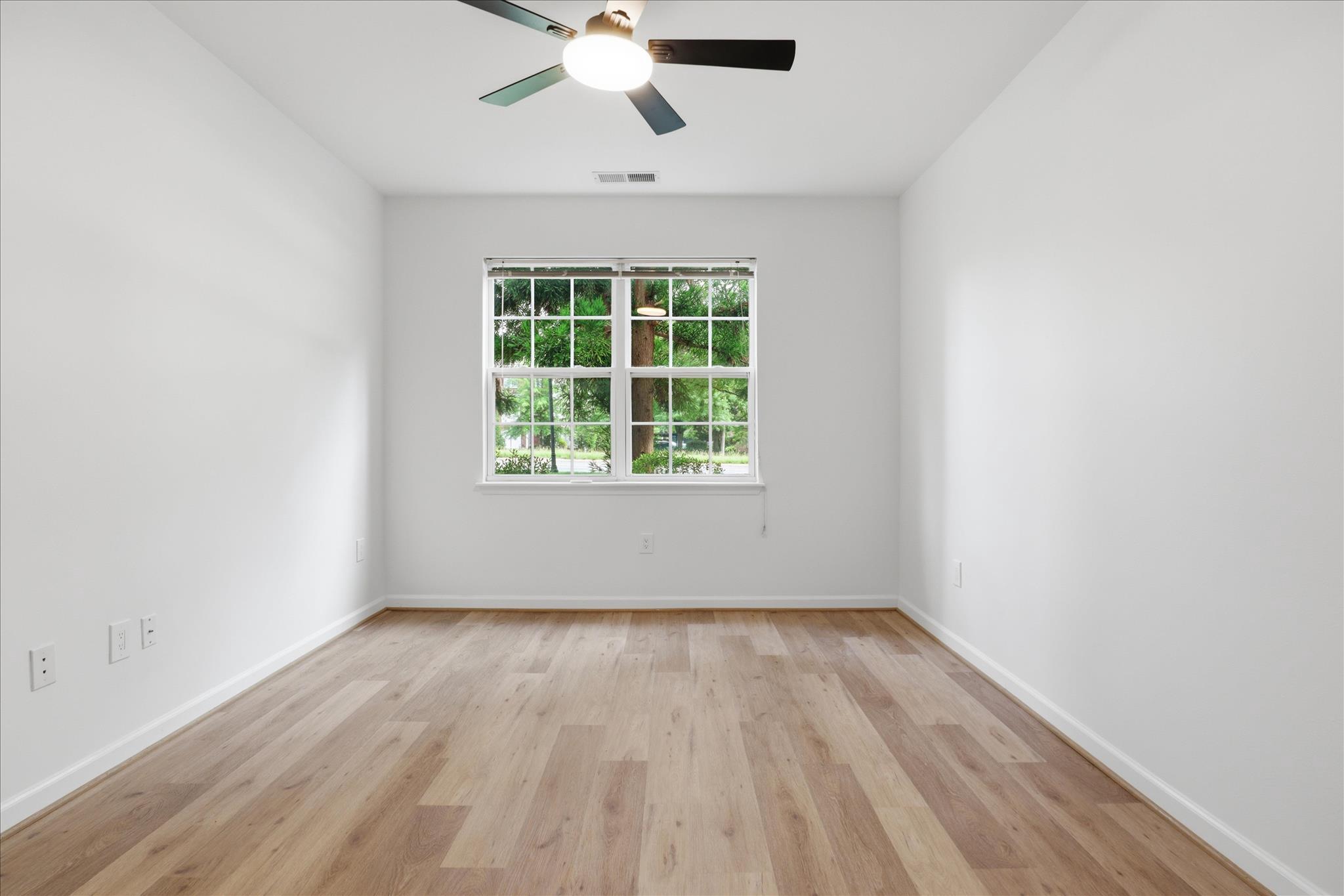 12901 CENTRE PARK CIRCLE 116