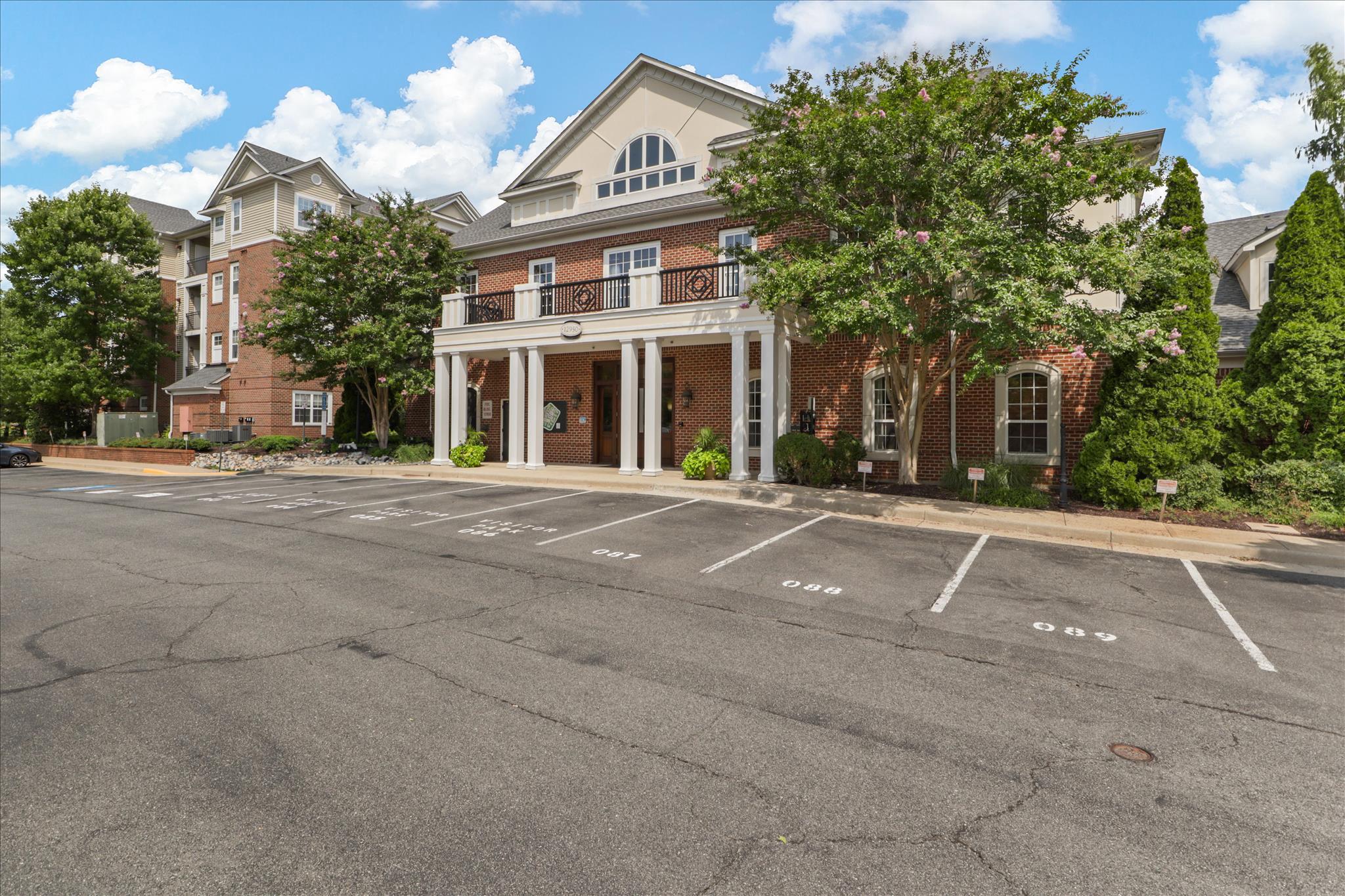 12901 CENTRE PARK CIRCLE 116