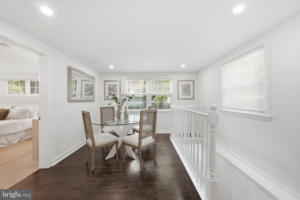 2828 W GEORGE MASON ROAD