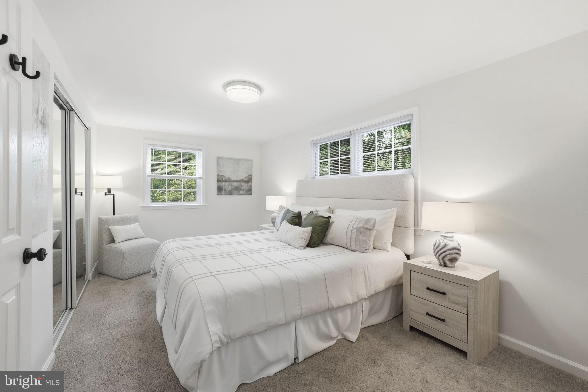 2828 W GEORGE MASON ROAD