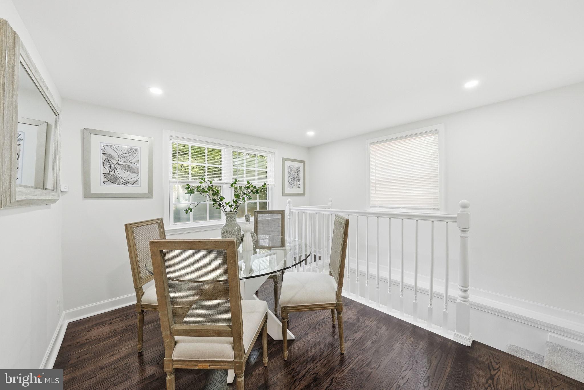 2828 W GEORGE MASON ROAD