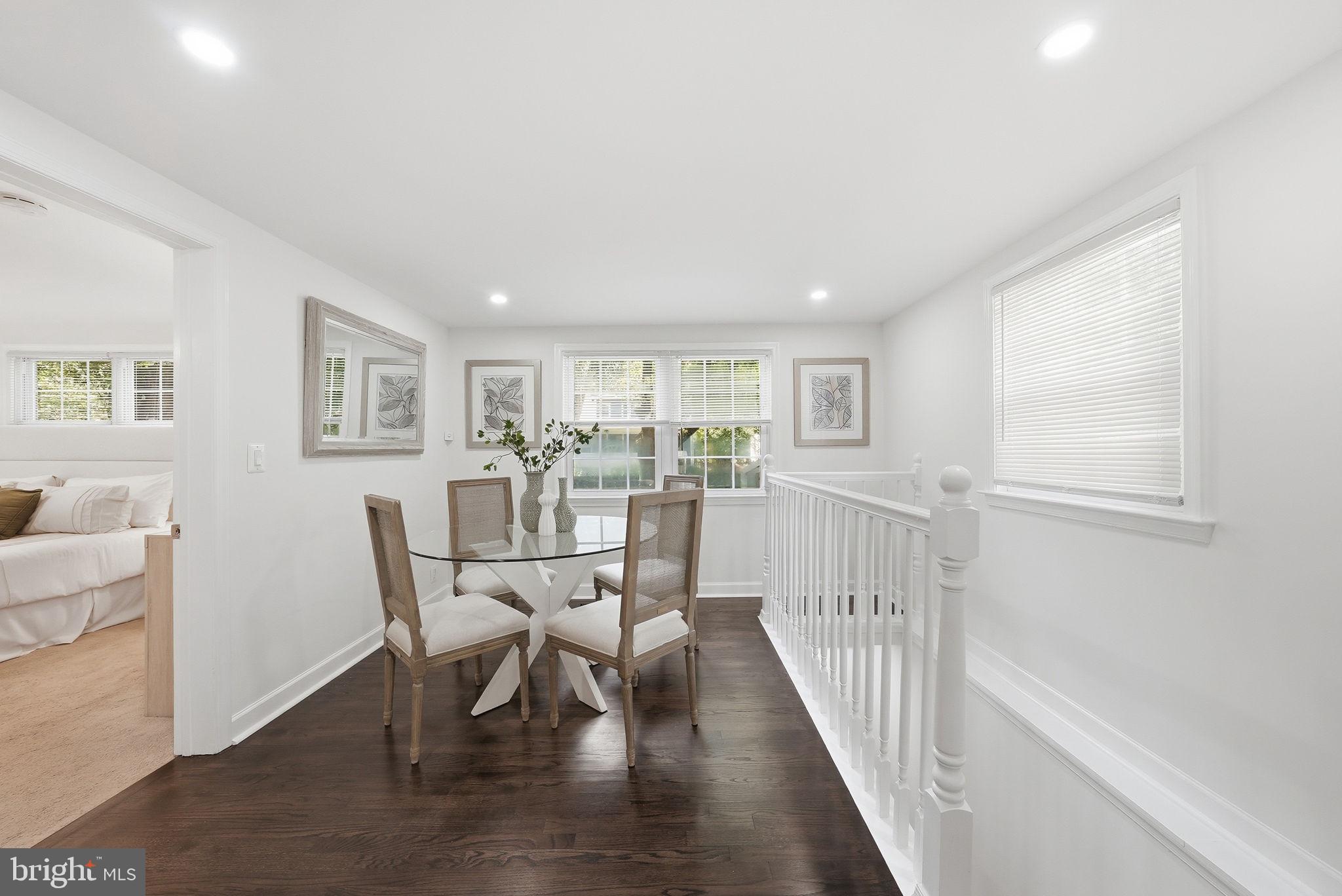 2828 W GEORGE MASON ROAD