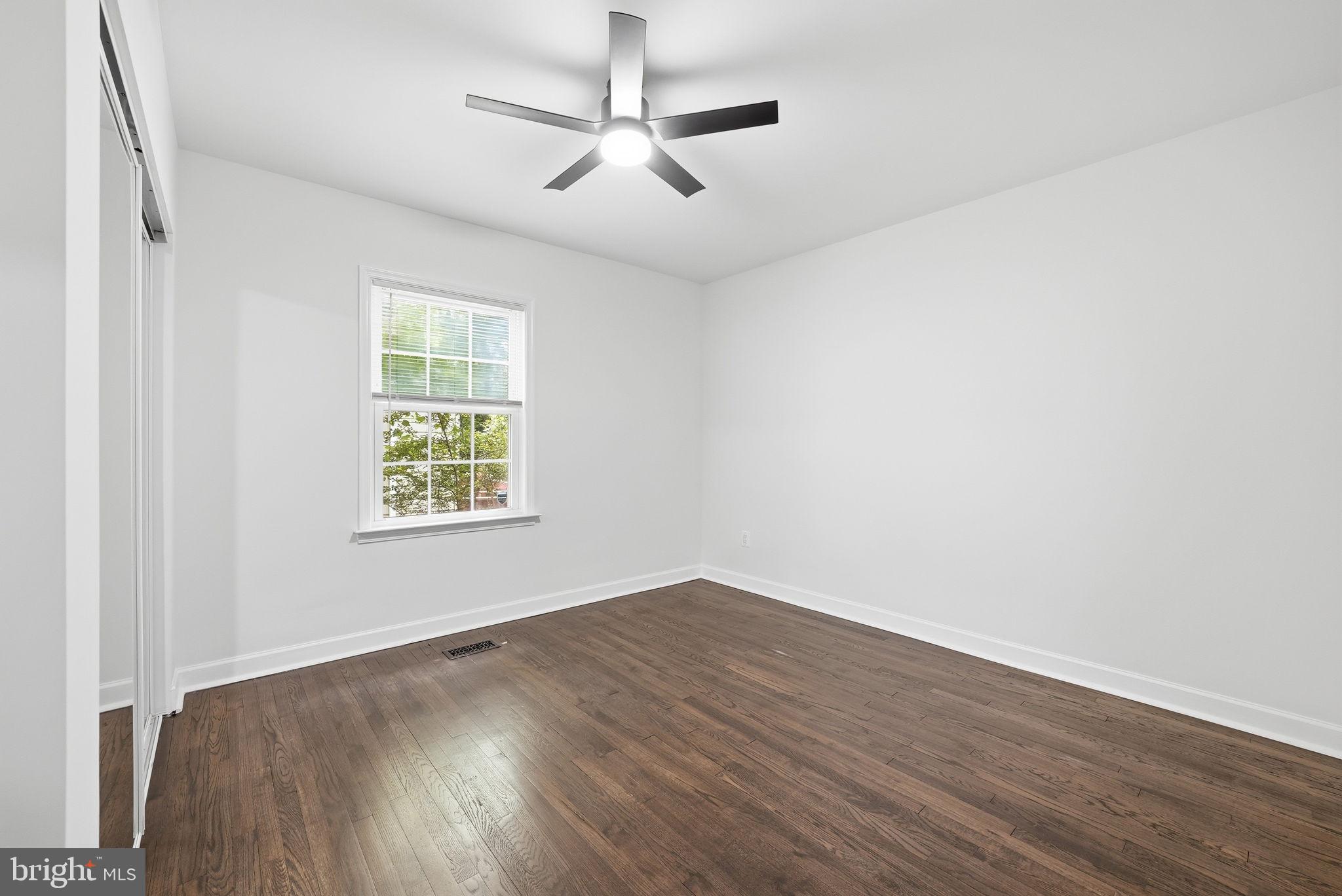 2828 W GEORGE MASON ROAD