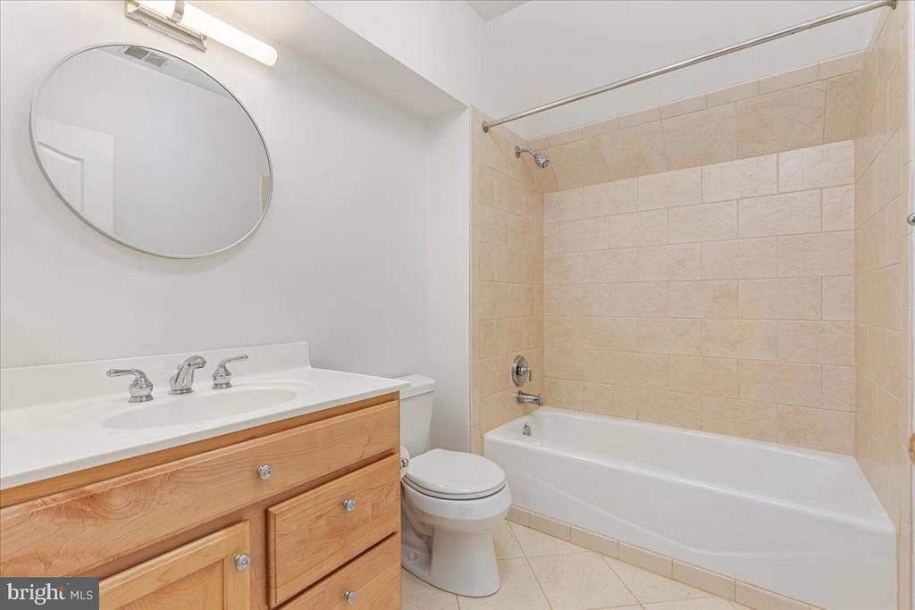 7131 WOODLAND DRIVE
