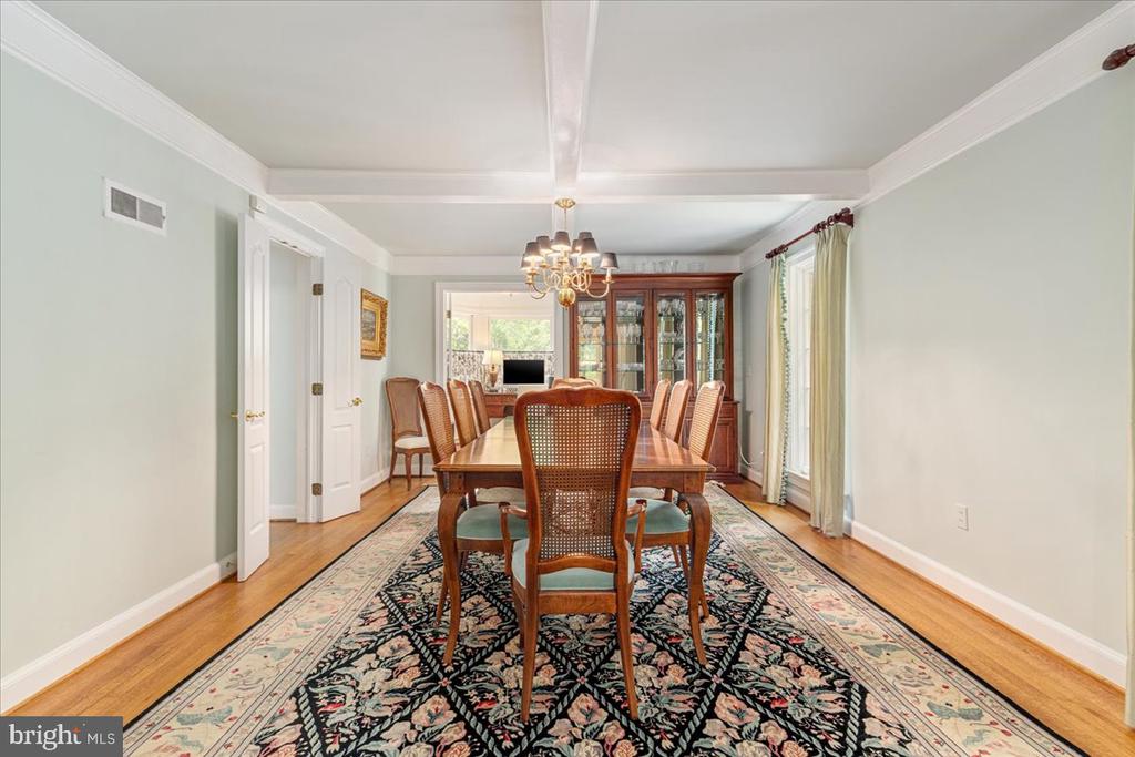 7131 WOODLAND DRIVE