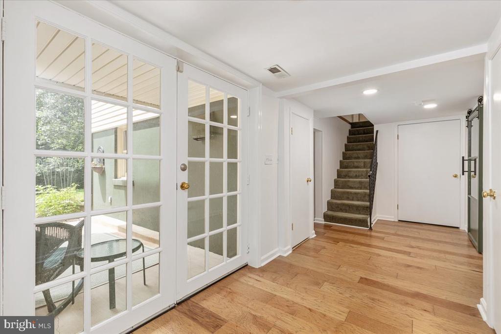 7131 WOODLAND DRIVE