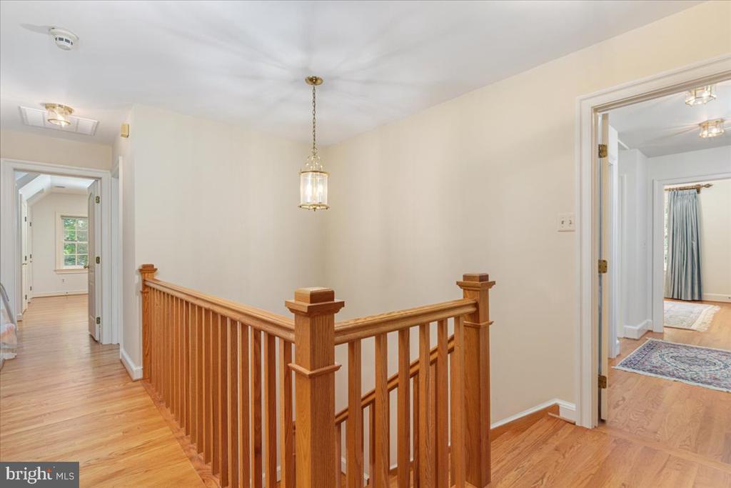 7131 WOODLAND DRIVE