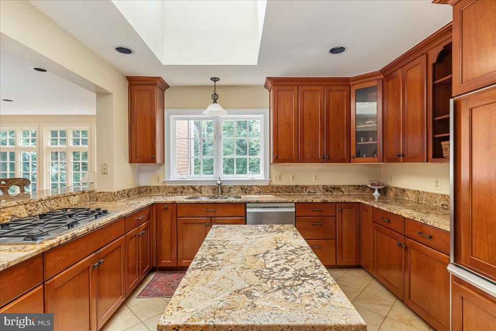 7131 WOODLAND DRIVE