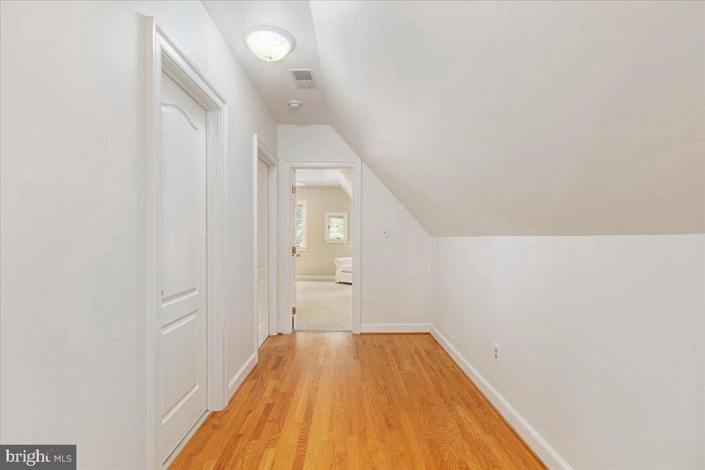 7131 WOODLAND DRIVE