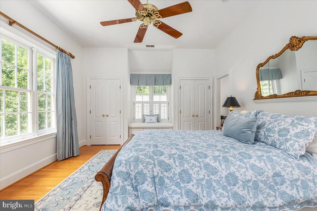 7131 WOODLAND DRIVE