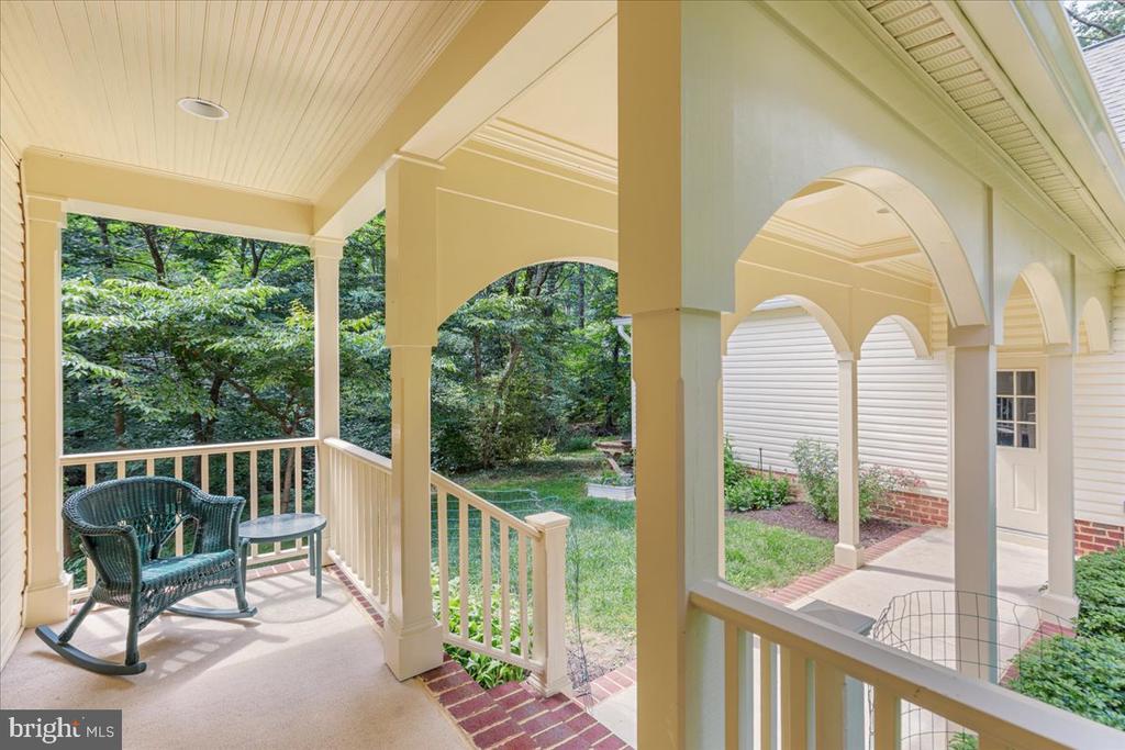 7131 WOODLAND DRIVE
