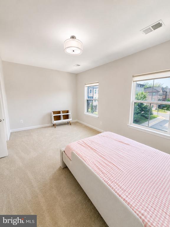 9251 WOOD VIOLET COURT