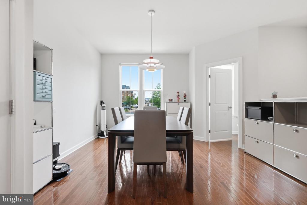 9251 WOOD VIOLET COURT