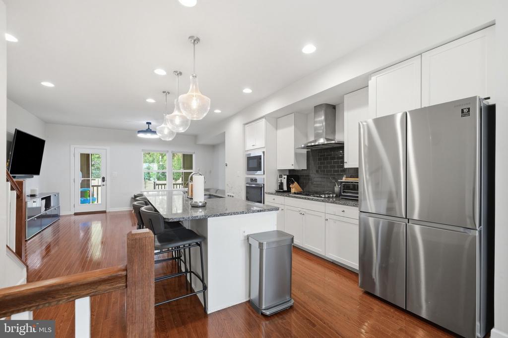 9251 WOOD VIOLET COURT