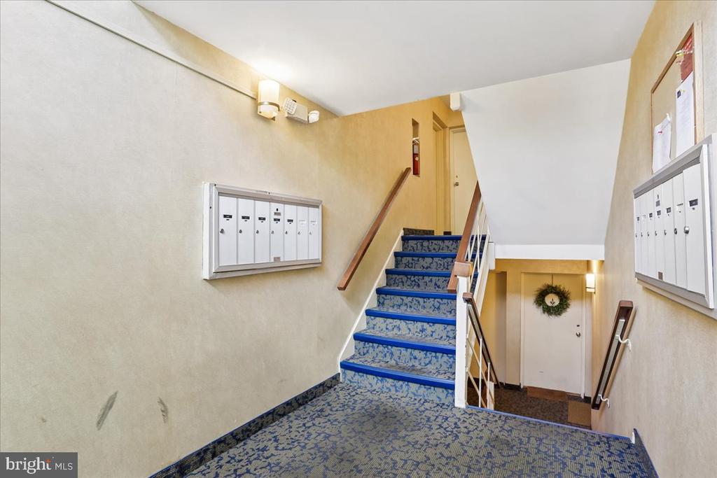 1923 WILSON LANE 103
