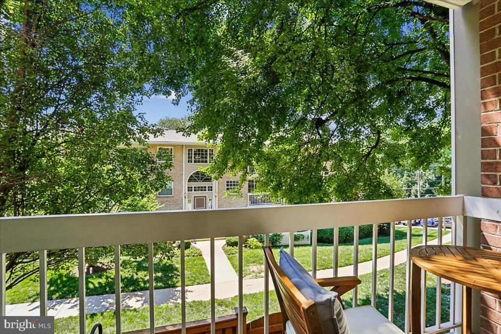 1923 WILSON LANE 103