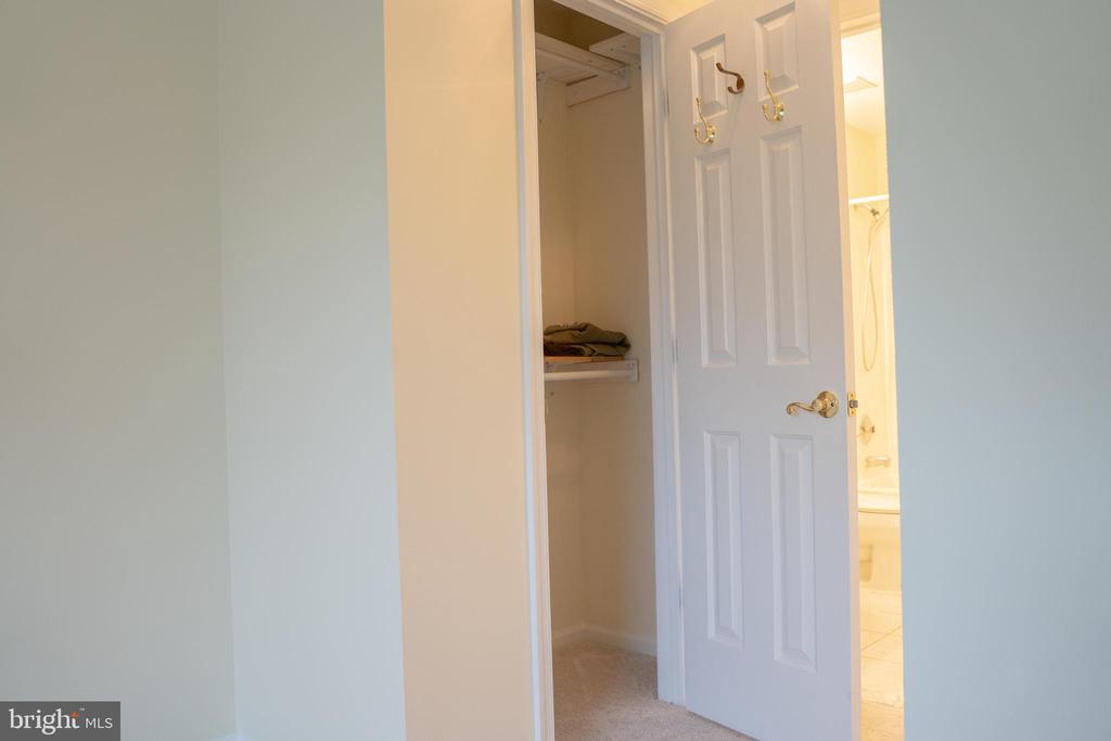 12101 GREENWOOD COURT 301