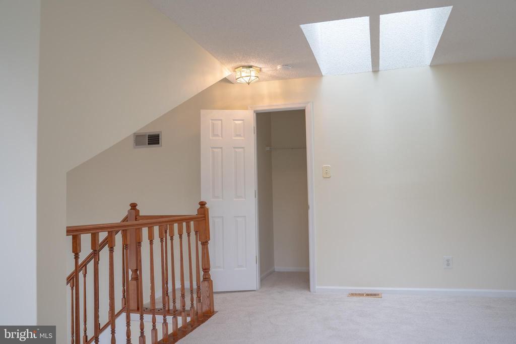 12101 GREENWOOD COURT 301