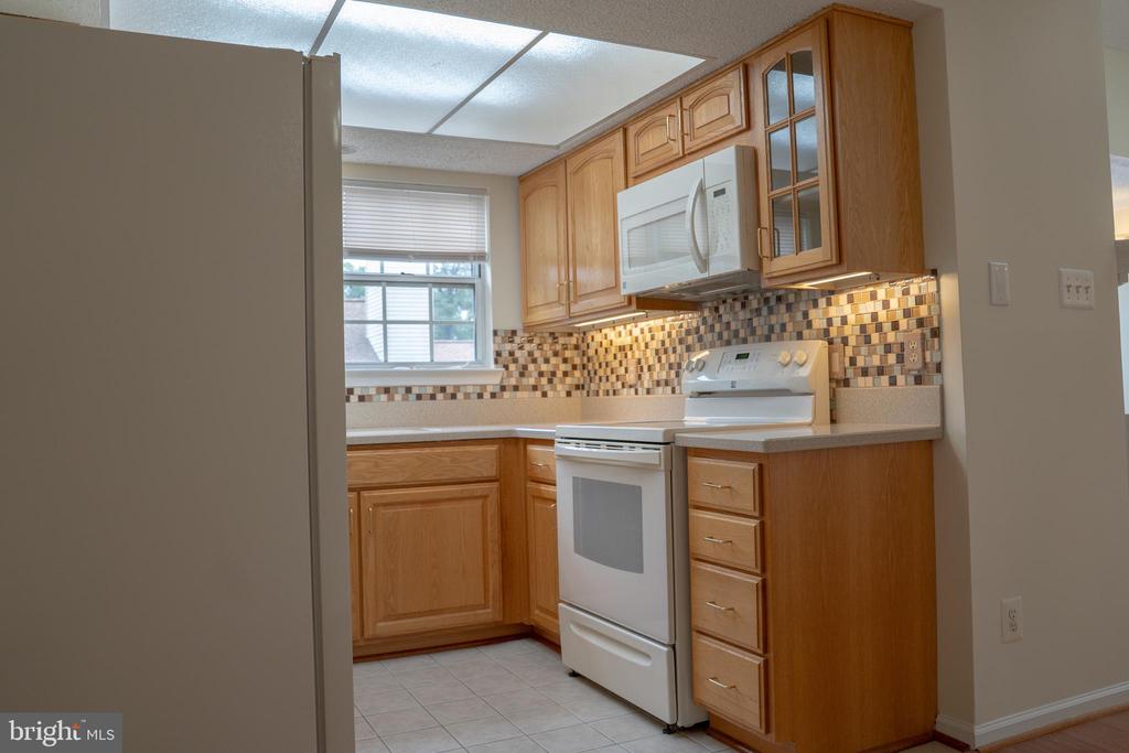 12101 GREENWOOD COURT 301