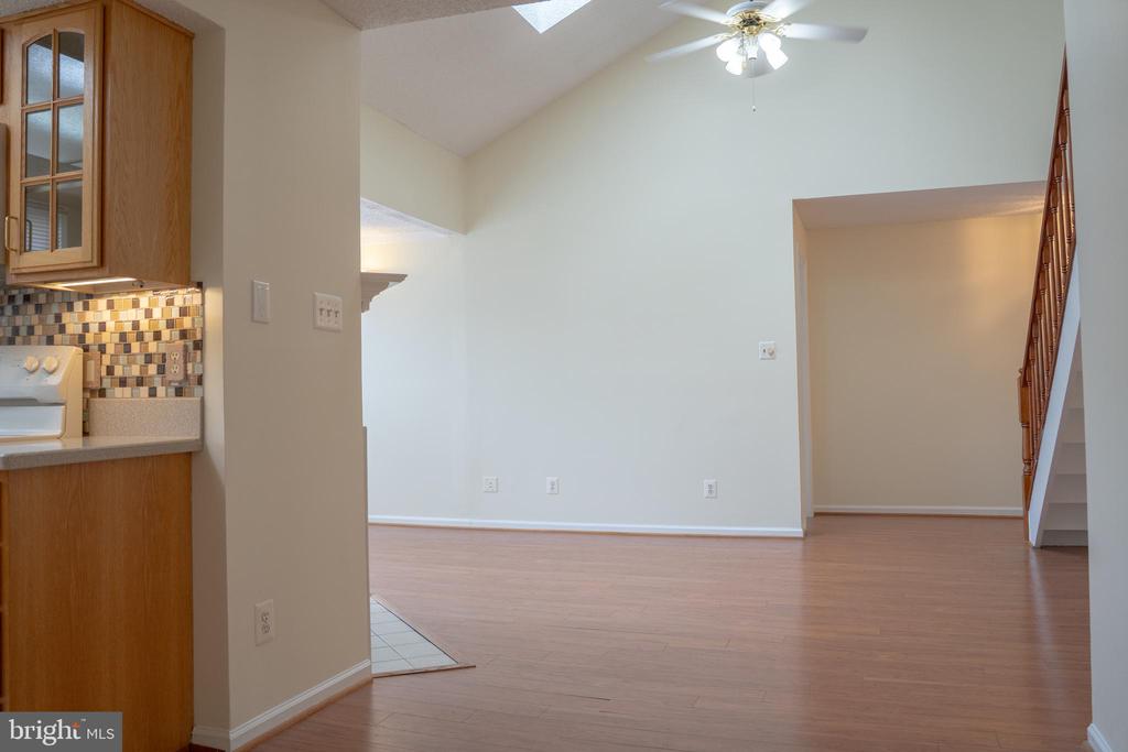 12101 GREENWOOD COURT 301