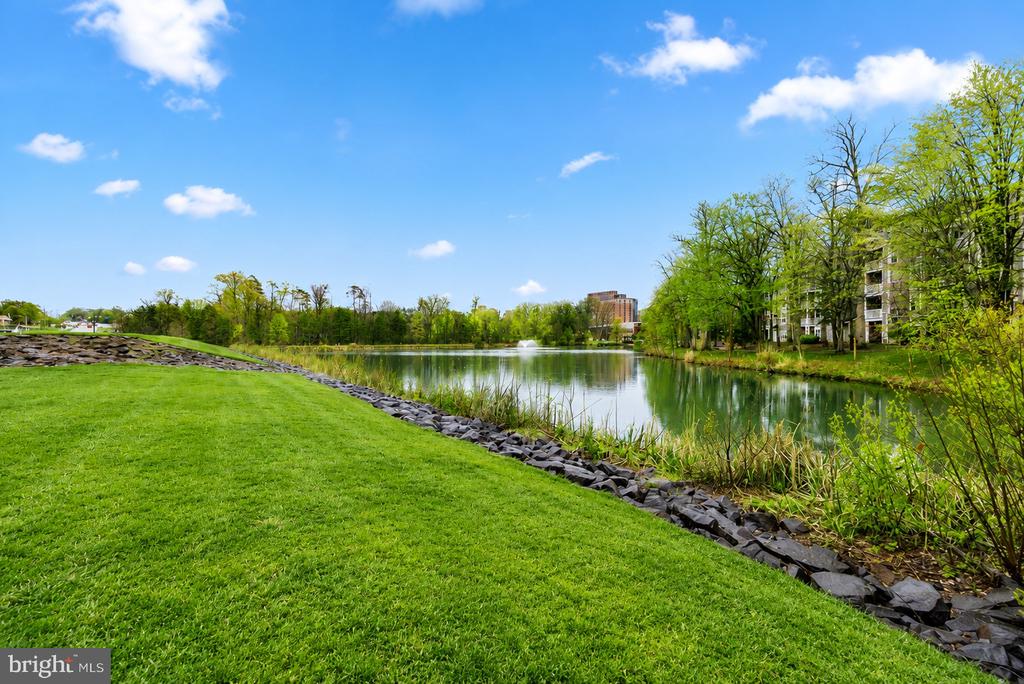 1708 LAKE SHORE CREST DRIVE 24