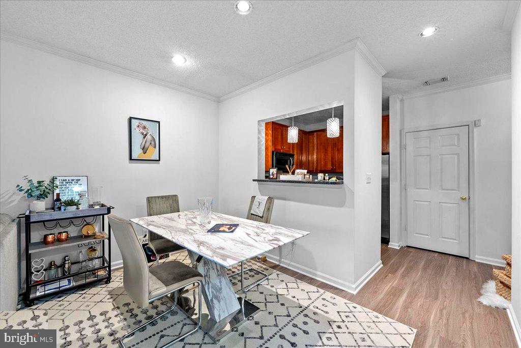 1708 LAKE SHORE CREST DRIVE 24