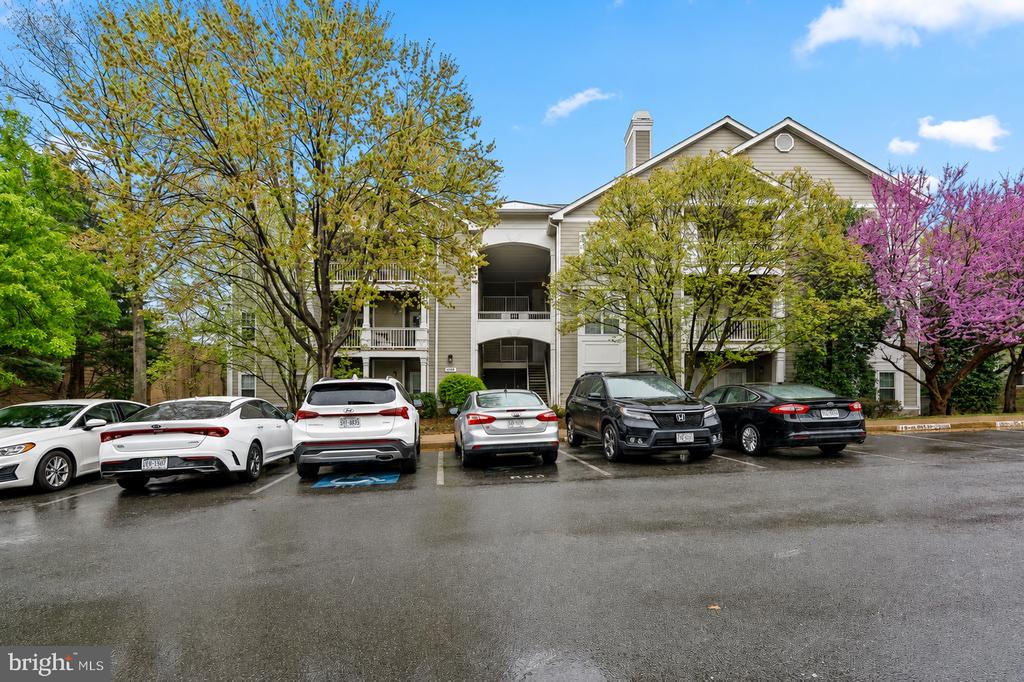 1708 LAKE SHORE CREST DRIVE 24