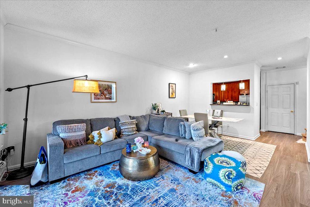 1708 LAKE SHORE CREST DRIVE 24
