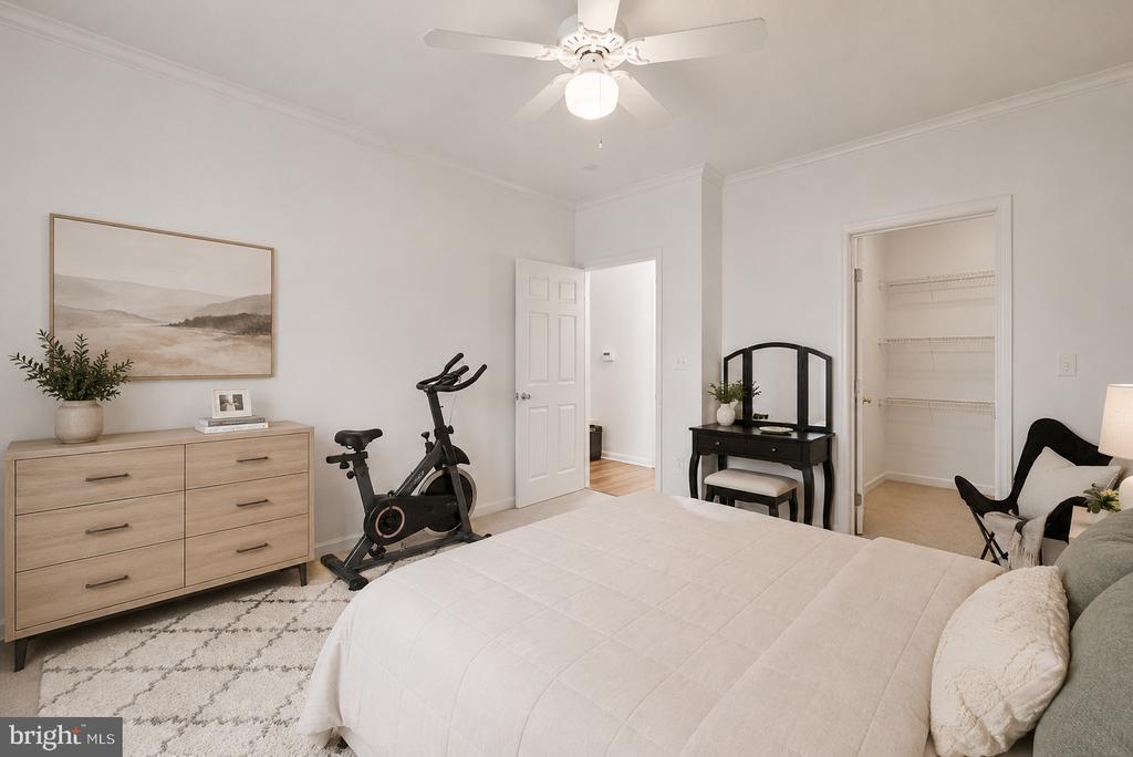 1708 LAKE SHORE CREST DRIVE 24