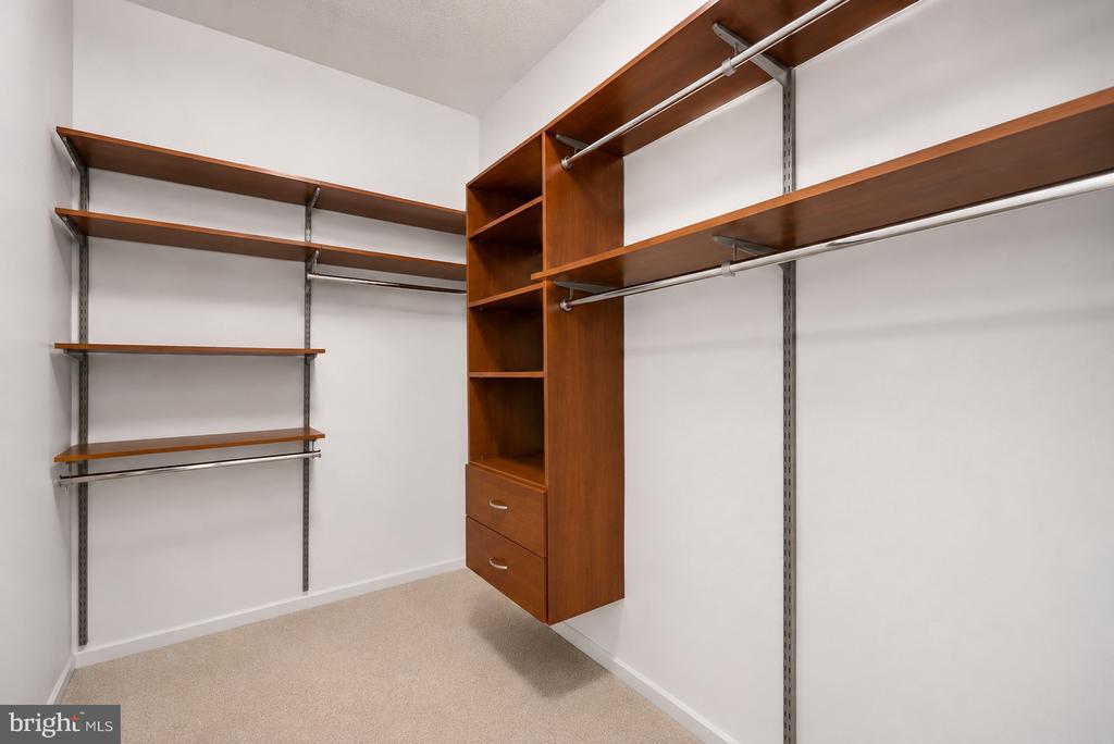1708 LAKE SHORE CREST DRIVE 24