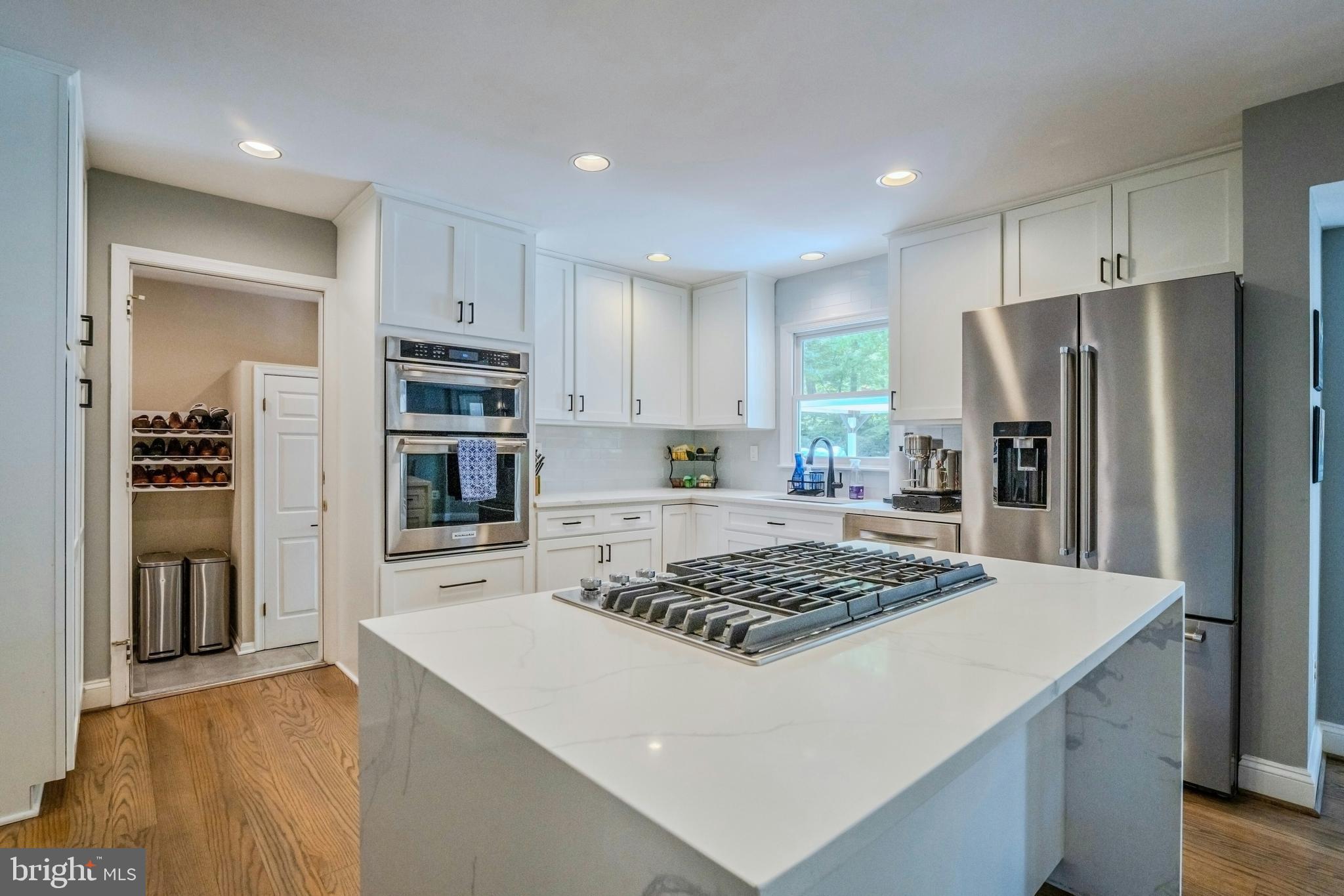 10904 BERRYLAND COURT