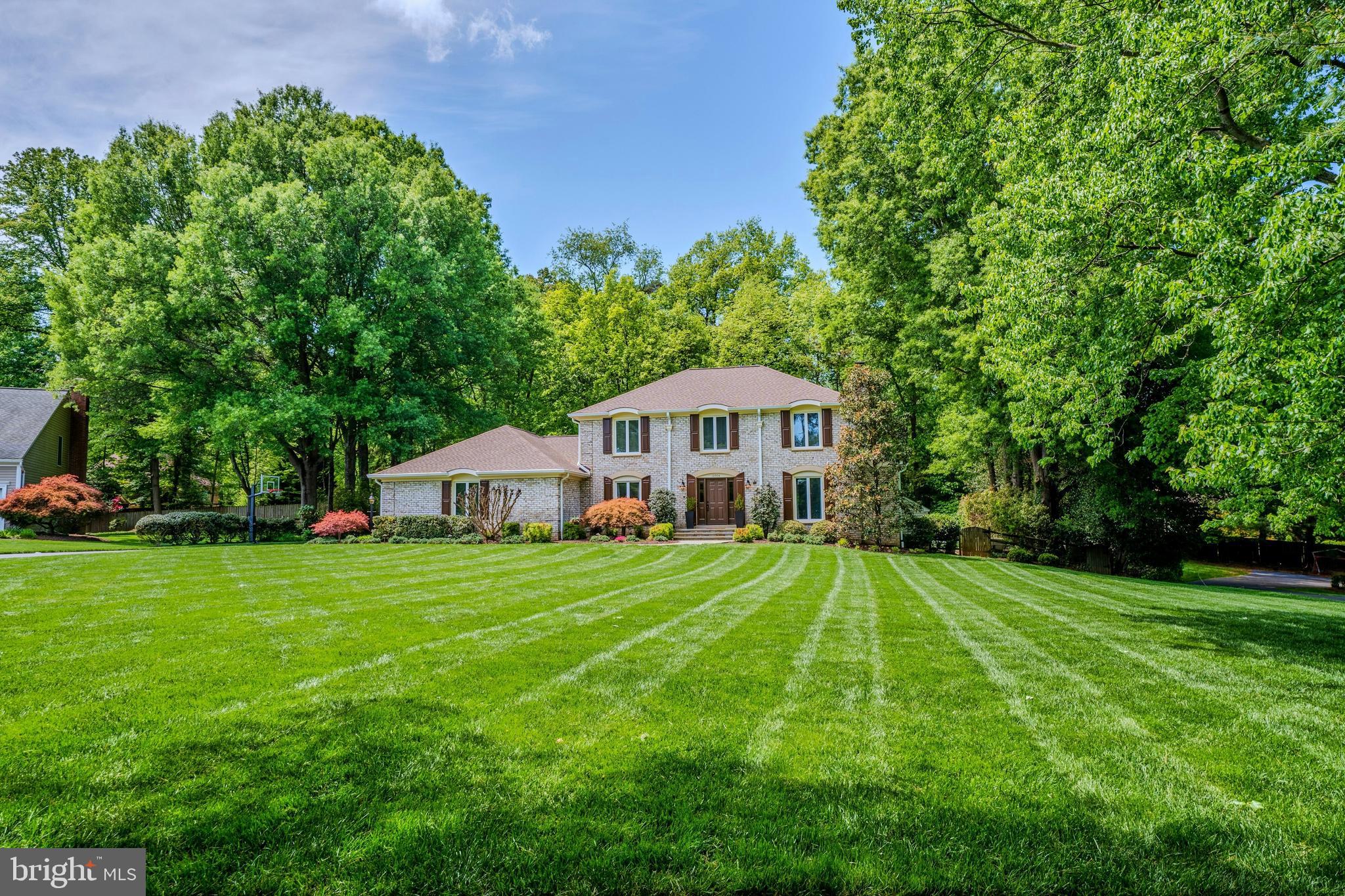 10904 BERRYLAND COURT
