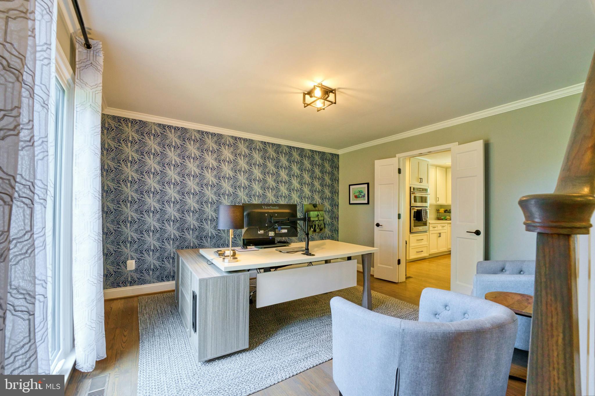 10904 BERRYLAND COURT