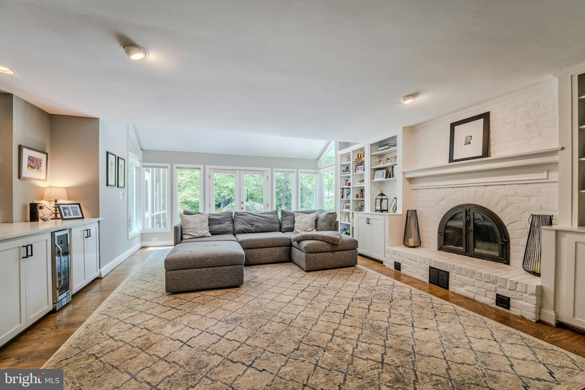 10904 BERRYLAND COURT