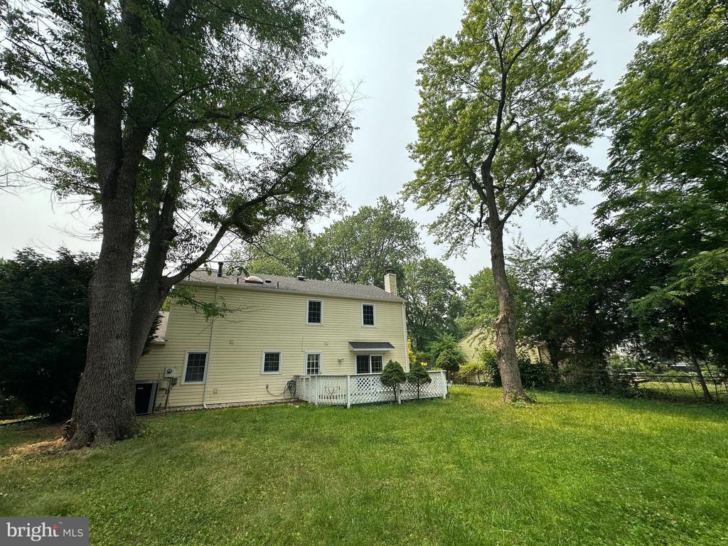 13524 ELLENDALE DRIVE