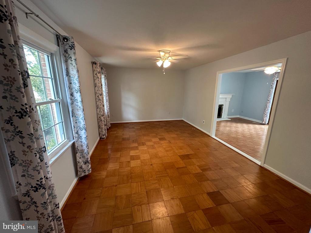 13524 ELLENDALE DRIVE