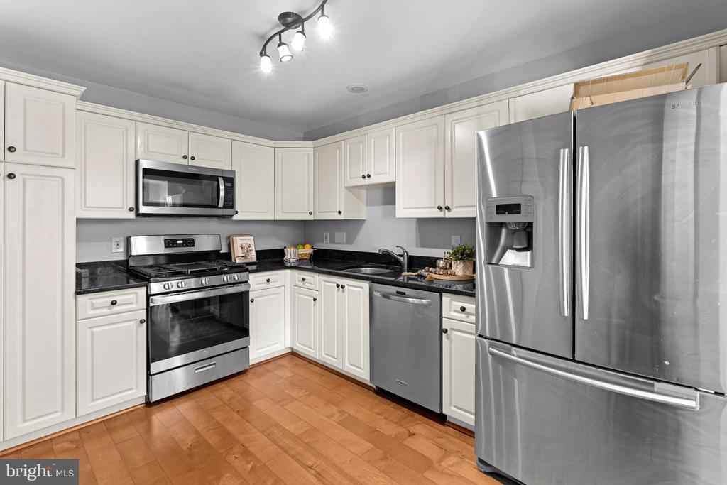 11706 ROCKAWAY LANE Unit: 113