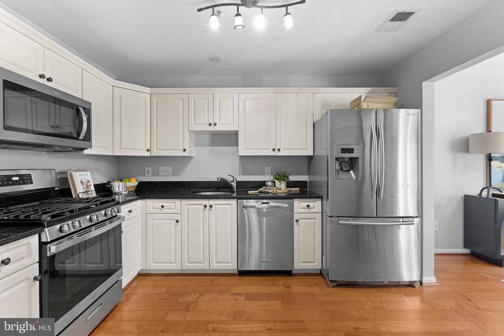11706 ROCKAWAY LANE Unit: 113