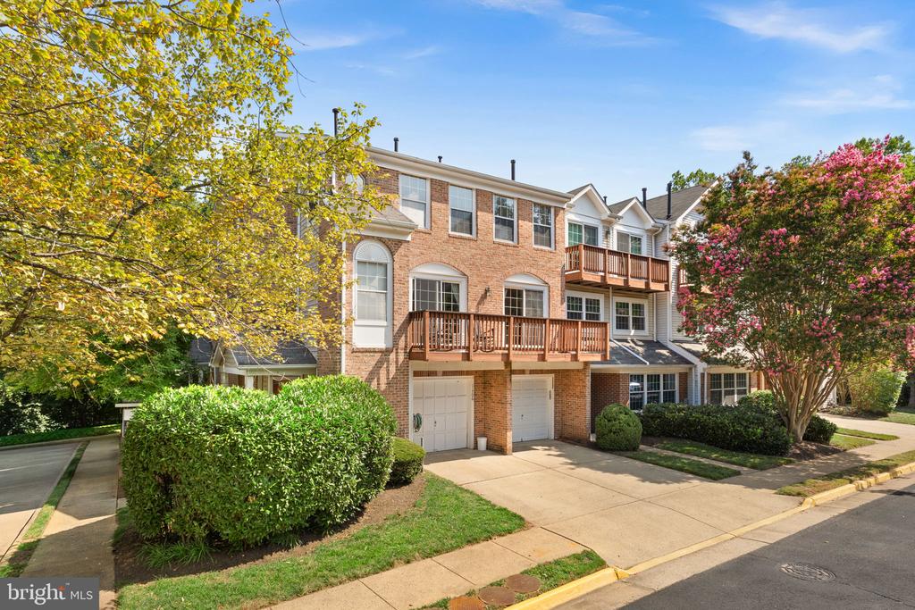 11706 ROCKAWAY LANE Unit: 113