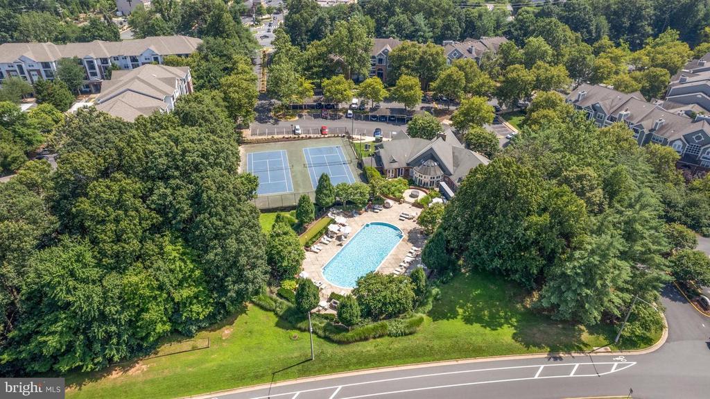 11706 ROCKAWAY LANE Unit: 113